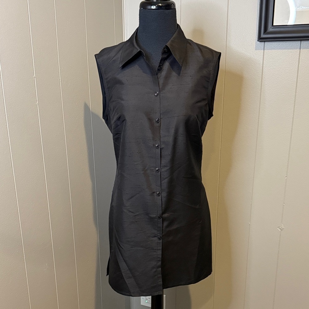 Hugo Buscati Black Sleeveless Button Down Shirt